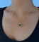 Soem-grüne runde Stein-hängende Halsketten-Gold-rostfreie Drehmoment-Schmuck-Halskette
